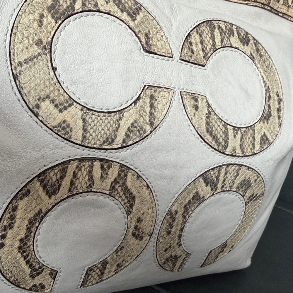 Coach 17043 Vintage Audrey Beige and Snake Leather Tote Bag🎀🎀 - Picture 8 of 16